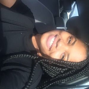 Meet your Posher, Mi’angel